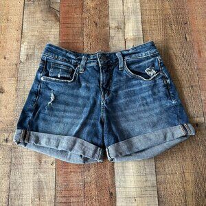 Silver Jeans Co. Women's Size 26 Boyfriend Short 4.5" Cuffed in Medium Blue